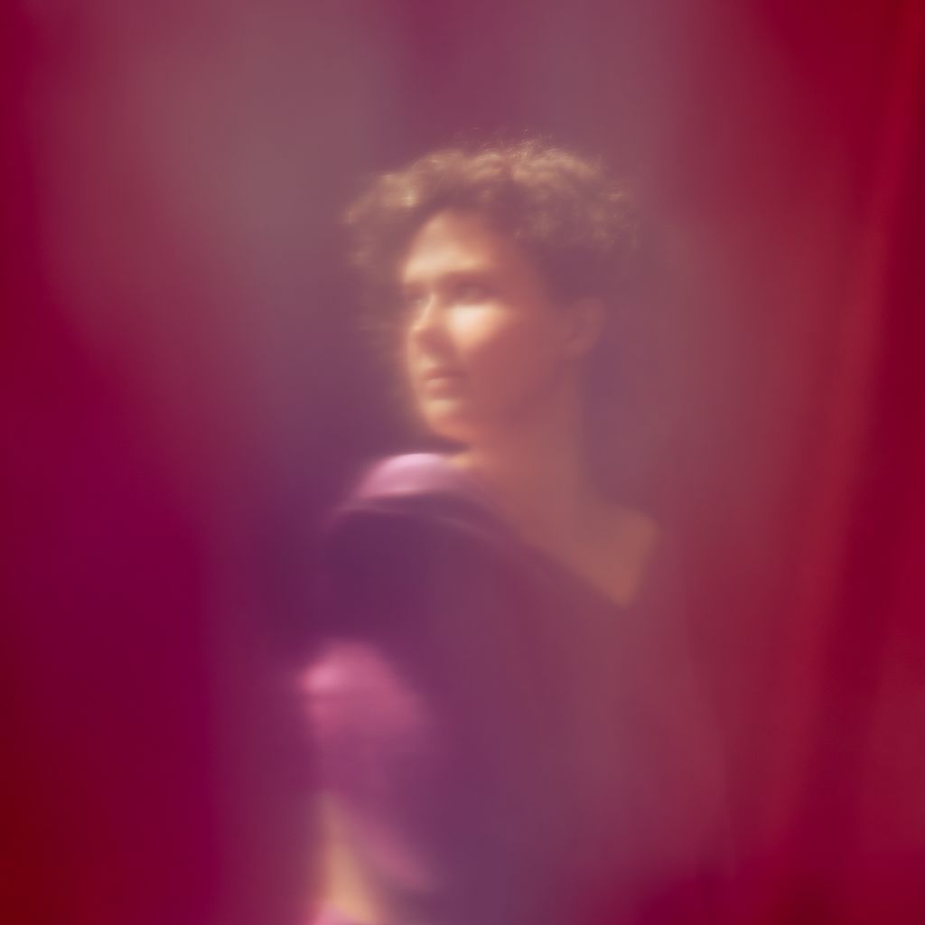 SARA BAX - Release show